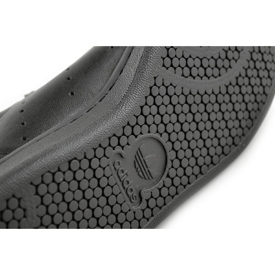 adidas（アディダス） スタンスミス LUX コアブラック カーボン adidas