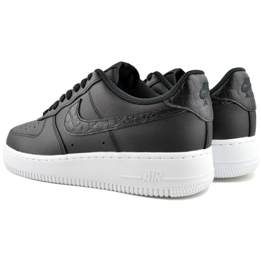 ナイキ ウィメンズ エアフォース1 '07 SE ブラック ニュートラルグレー ホワイト NIKE WMNS AIR FORCE 1 07 SE blk/blk-neutral grey-wht io4837-001の画像