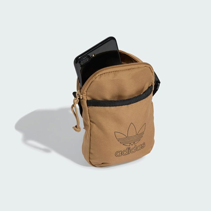 adidas（アディダス） HERI AC フェスティバル バック カードボード