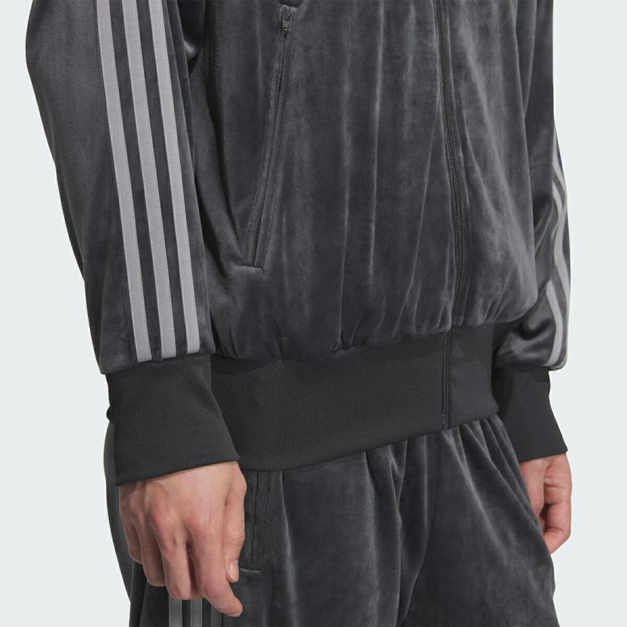 adidas（アディダス） ファイヤーバード ベロア トラックトップ グレー