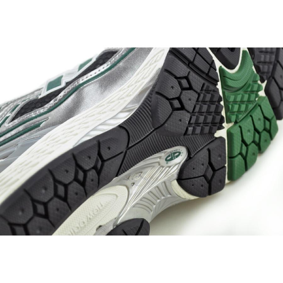 New Balance ニューバランス M1906R NEW BALANCE M1906REU width New Balance ニューバランス M1906R NEW BALANCE M1906REU width