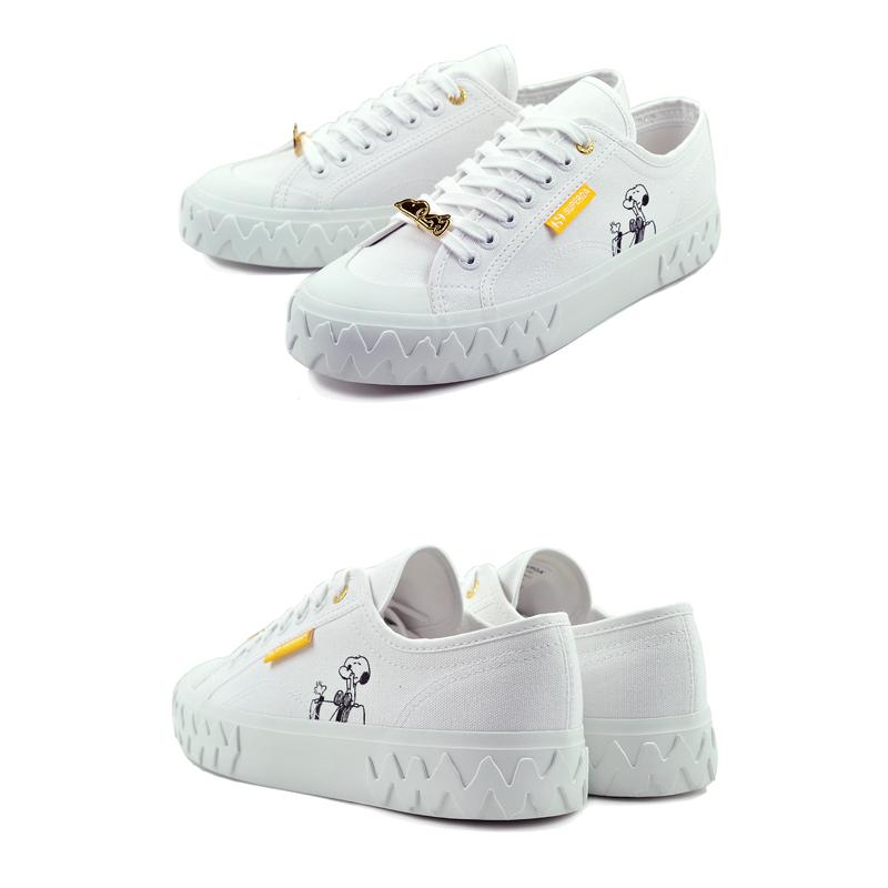 ayaパーリーゲイツ スヌーピー イラスト付き ホワイトスニーカー24.0 SUPERGA（スペルガ） 2630 スヌーピー プリント SUPERGA 2630 SNOOPY