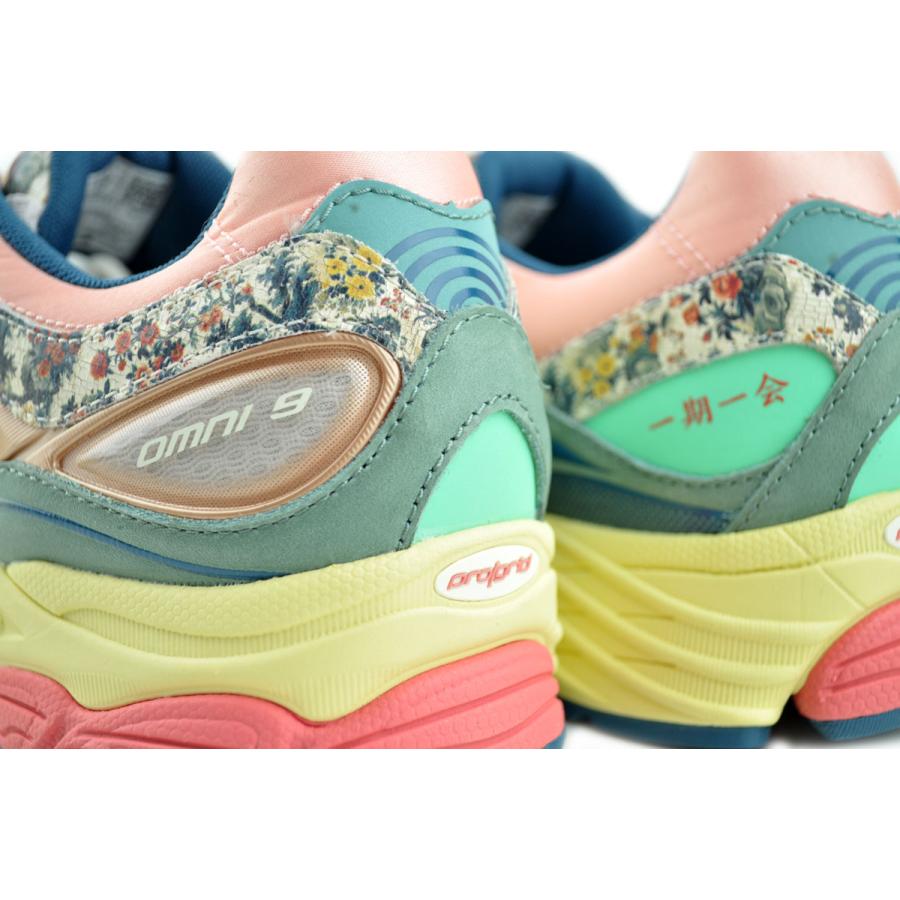 Saucony（サッカニー） プログリッド オムニ 9 ベージュ ブルー