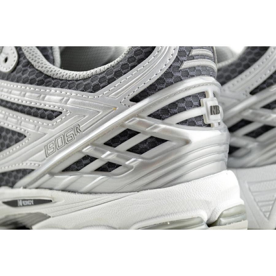 New Balance（ニューバランス） 1906 グレー シルバー NEW BALANCE