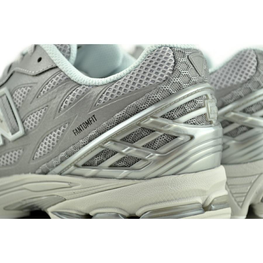 New Balance（ニューバランス） U1906WFE シルバーメタリック ホワイト