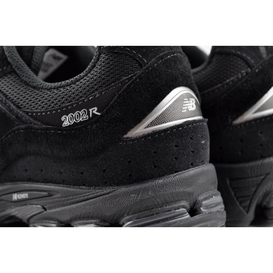 New Balance（ニューバランス） 2002R ブラック NEW BALANCE U200278J