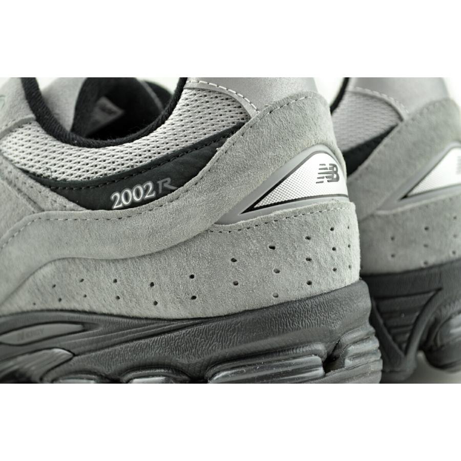 New Balance（ニューバランス） 2002 グレー NEW BALANCE U2002RAS