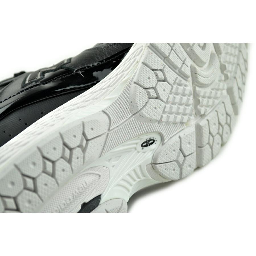 New Balance（ニューバランス） 2002 ブラック NEW BALANCE U2002RD