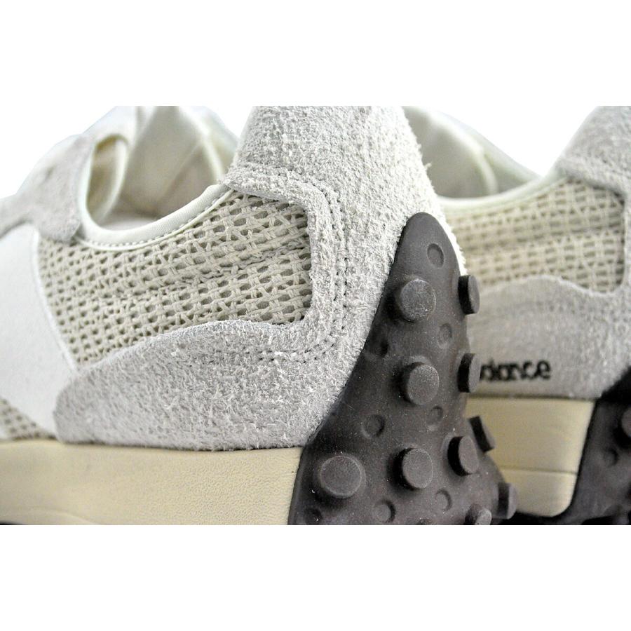 ニューバランススニーカー　U327WVA ホワイト　23.5センチ New Balance ニューバランス 327 ホワイト NEW BALANCE U327WVA