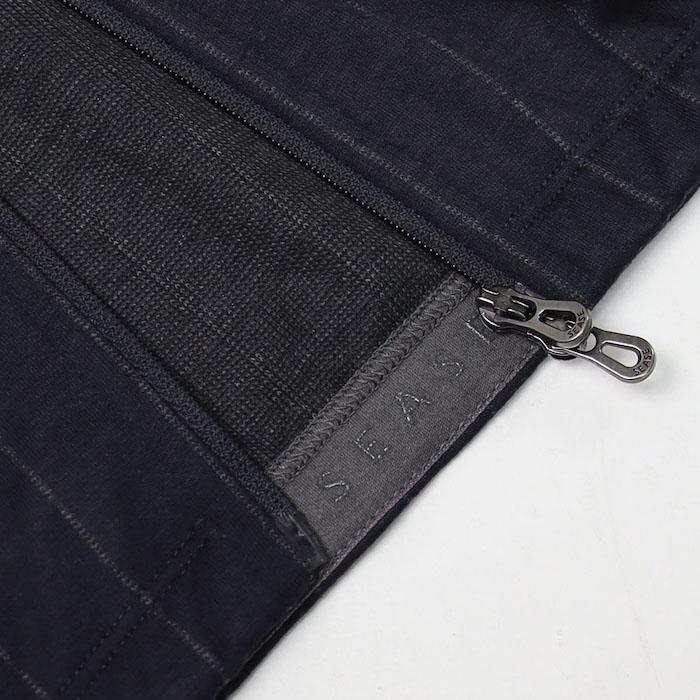 シーズ / SEASE / ZIPPED HOODIE HYBRID / ストライプウールジャージー / 異素材切り替えハイブリッド / パーカーブルゾン / 返品・交換可能の画像