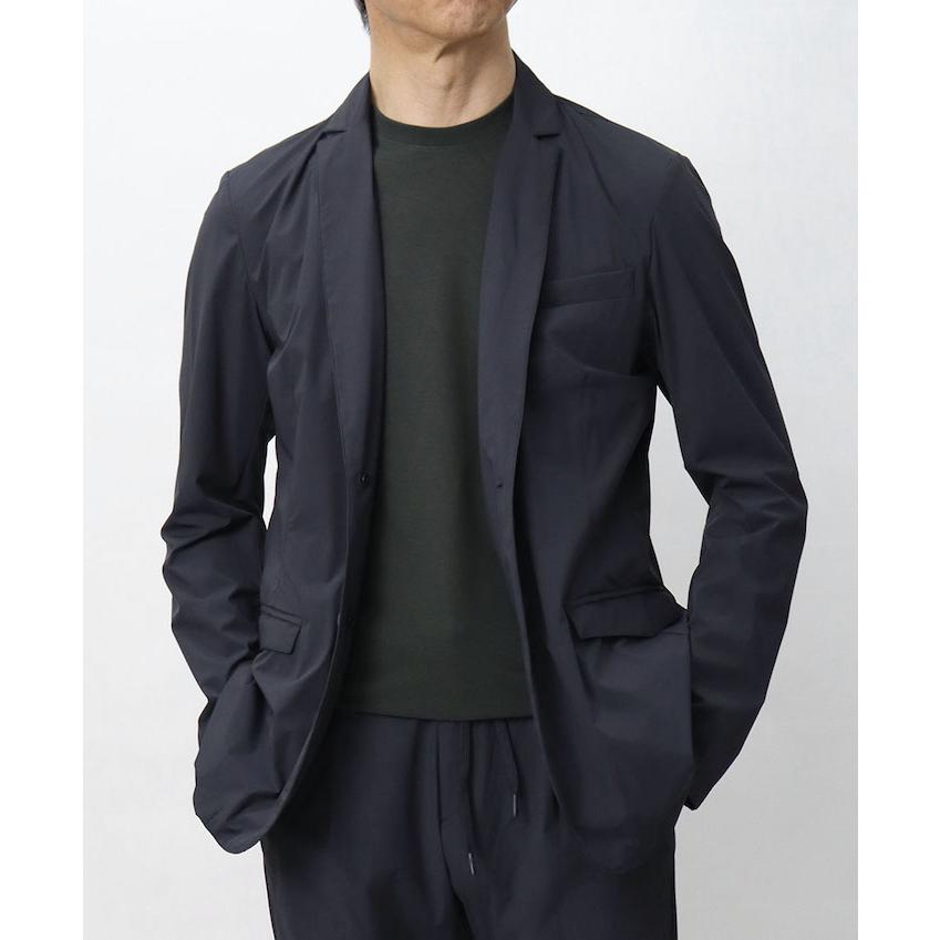 新品同様　HERNO ヘルノ　FUNCTIONAL WARDROBE 超軽量撥水 HERNO ヘルノ / FUNCTIONAL WARDROBE セットアップ対応 パーカー