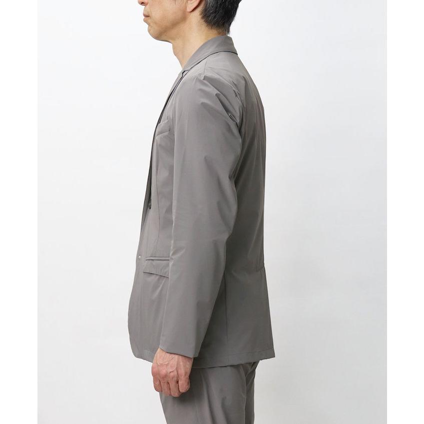 新品同様　HERNO ヘルノ　FUNCTIONAL WARDROBE 超軽量撥水 HERNO ヘルノ / FUNCTIONAL WARDROBE セットアップ対応 パーカー