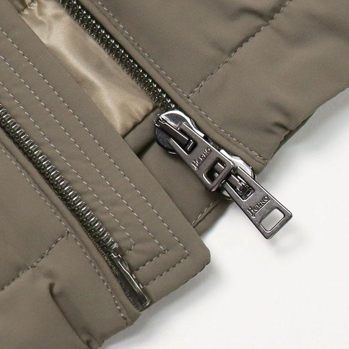 ヘルノ / HERNO / フーデッド コート / パッカブル / 超軽量ストレッチナイロン / 中綿入り / 撥水 / 返品・交換不可の画像
