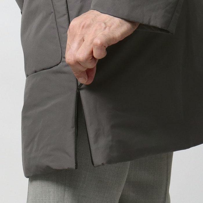 イーヴォ / Hevo / フーテッドコート / ITRIA A / イトリア A / 機能中綿入り / 撥水素材 / 返品・交換不可の画像