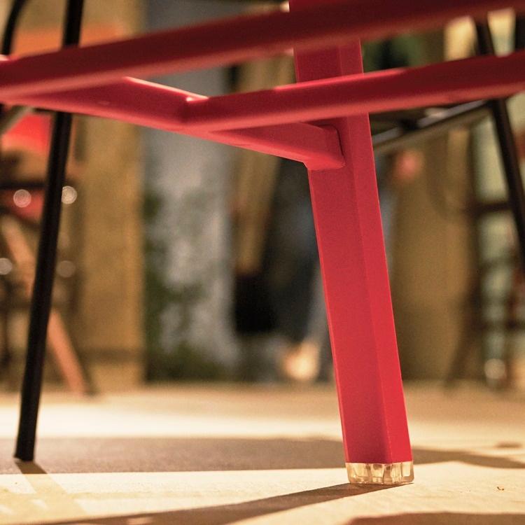 チェア/しっかりした 樹脂製チェア/１脚/幅40 座面高47 |  | 21