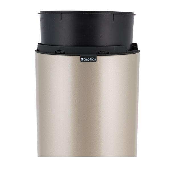 ブラバンシア（Brabantia）　タッチビン（Touch Bin）容量30L brabantia（ブラバンシア） ゴミ箱 タッチビン 30L スチール