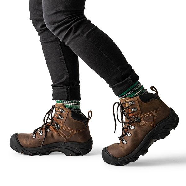 KEEN 23.5 トレッキングシューズ ハイキング 登山 アウトドア 未使用 KEEN 【並行輸入品】 キーン ピレニーズ PYRENEES Women トレッキング