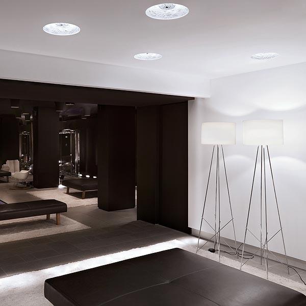 FLOS（フロス） 正規販売店 RAY F2レイF2 フロアライト ホワイト