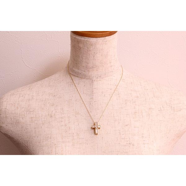 ジュエルスタジオ シェルと ダイヤモンド 0.22カラット ネックレス K18  