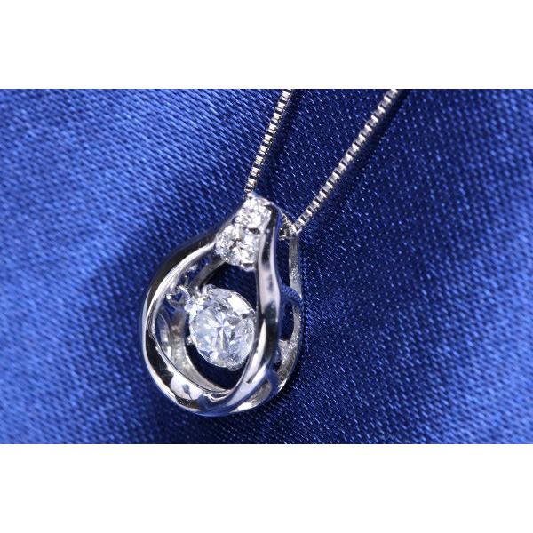 Dancing Stone クロスフォー ダイヤモンド 0.26ct ネックレス K18WGホワイトゴールド限定 ダンシング /白・透明(ホワイト)/セレクトブランド・新品/届10/の画像