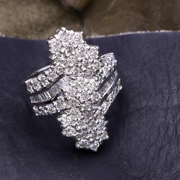 ダイヤモンド リング 指輪 3 0カラット プラチナ900 Pt900 豪華3カラット 総重量16ｇ超え 白 透明 ホワイト アウトレット 新品 届10 1点もの Luckjewelラックジュエル ヤフー店 通販 Yahoo ショッピング