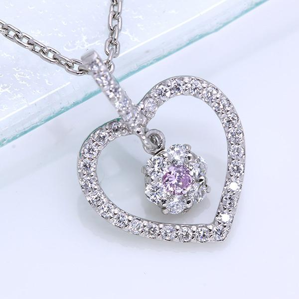 ピンクダイヤ0.13ctが揺れる オープンハート・ダイヤモンド0.54ct