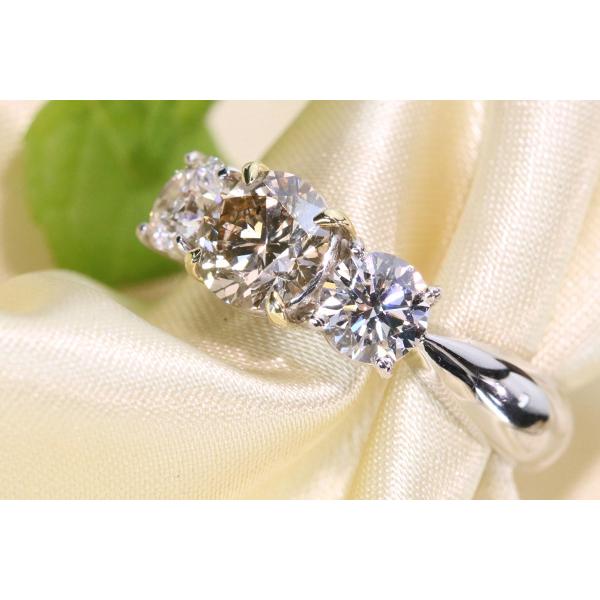 ブラウンカラー ダイヤモンド リング 1.170ct PT900/K18 3石 大粒 