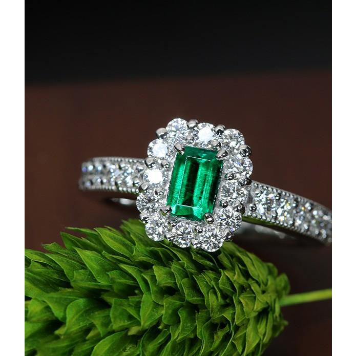 専用JH205★高級 コロンビア産エメラルド1.7ct D pt リング 鑑別付 専用JH205☆高級 コロンビア産エメラルド1.7ct D pt リング 鑑別付