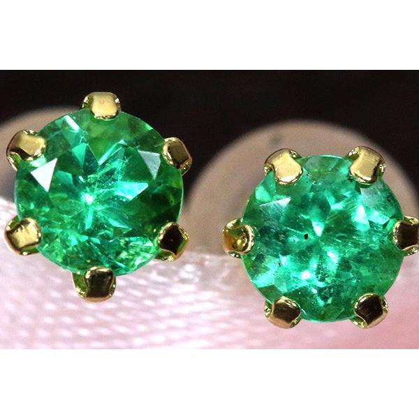 エメラルド ピアス 0.35カラット前後 K18G 明瞭なグリーンの発色