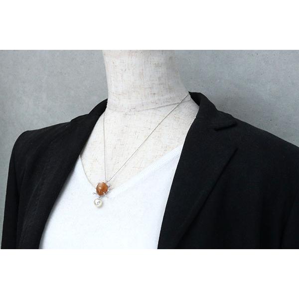 オレンジ ムーンストーンキャッツアイ ネックレス 13.55ct 18金ホワイトゴールド K18WG パール揺れる /橙(オレンジ)/セレクトブランド・新品/届10/1点ものの画像