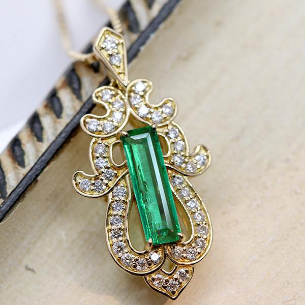 コロンビア産 エメラルド ネックレス 0.520カラット 18金イエロー  