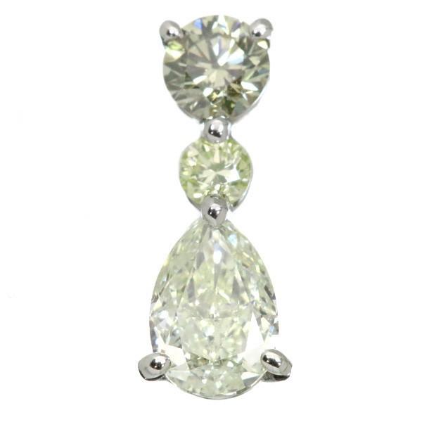 蛍光ダイヤシリーズ 合計0.786ct3石すべてが蛍光性あり ハンド