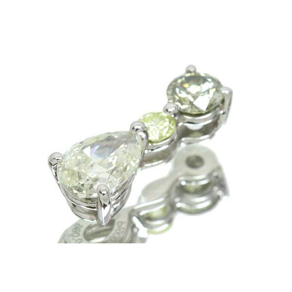 蛍光ダイヤシリーズ 合計0.786ct3石すべてが蛍光性あり ハンド