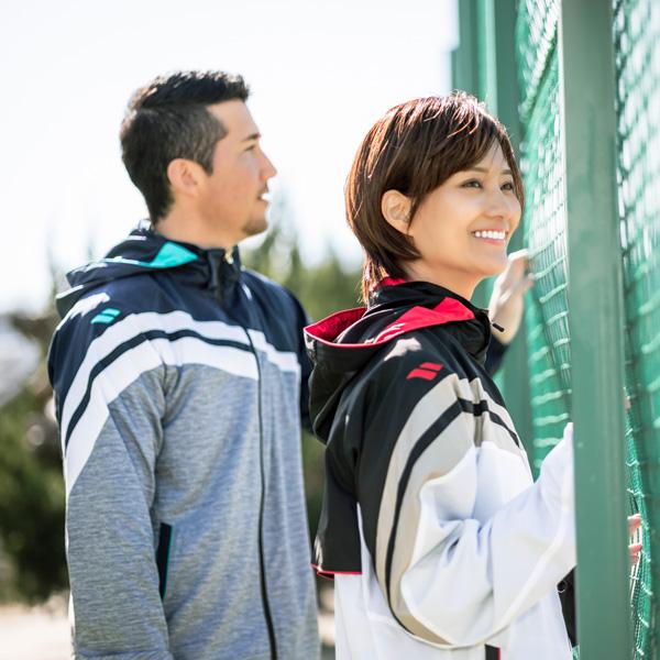 バボラ テニスウェア『メンズ/ユニ』  クラブレンジ ウィンドブレーカージャケット TEAM JACKETユニセックス BUT1160Cの画像