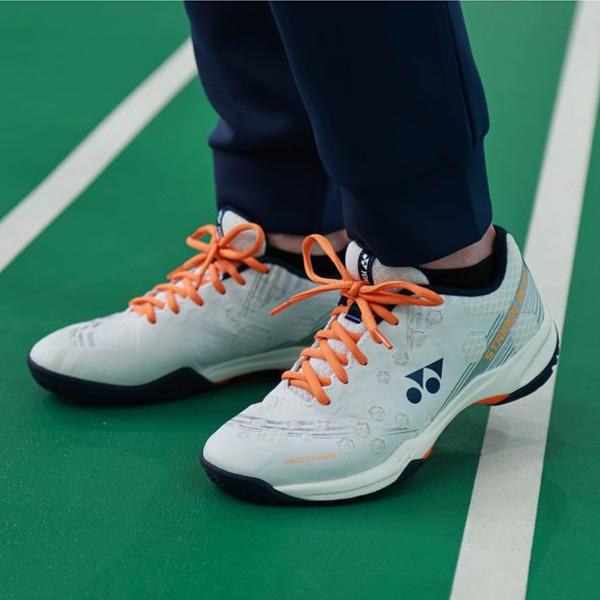 YONEX（ヨネックス） バドミントンシューズ パワークッション