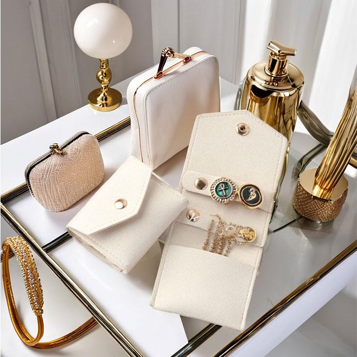 ☆ ピンク ジュエリーポーチ アクセサリーポーチ 携帯用 トラベル S