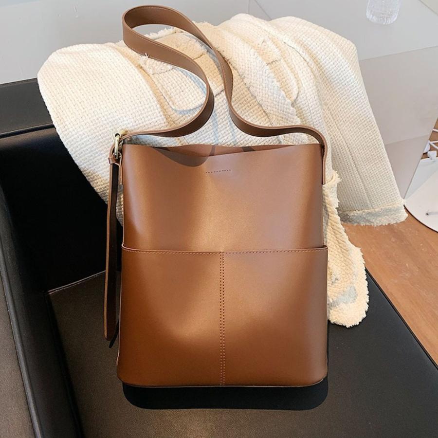 ☆ キャメル ショルダ−バッグ 斜めがけ 大きめ 上品 ショルダーバッグ 