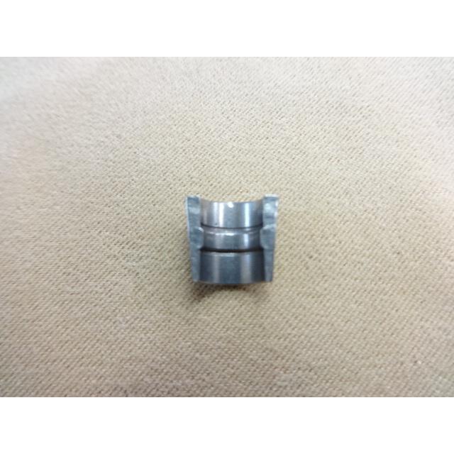 Z1 Z2系用 ベスラ製 純正同等品 角溝バルブコッター 1台分16個