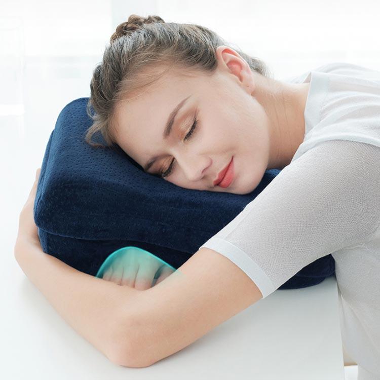 送料無料 お昼寝枕 うたた寝枕 クッション リラックスピロー デスク オフィス 仮眠 柔らかい 枕 ピロー 昼寝 うつぶせ寝 うつぶせ うつ伏せ枕 昼 |  | 03