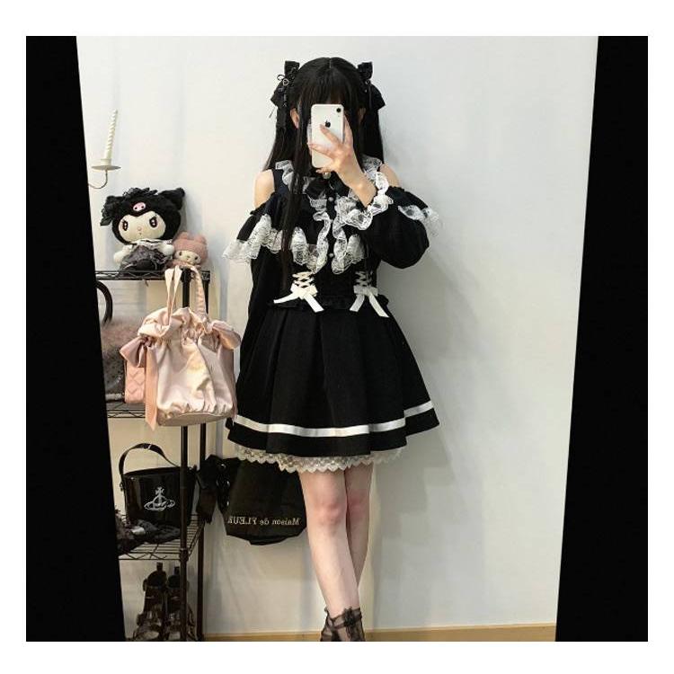 ろるらり　誕生石　アクリルキーホルダー　4月　ロリータ　量産型　地雷系　サブカル 9a09bc28fba5b1b7cc67575bd14e7a