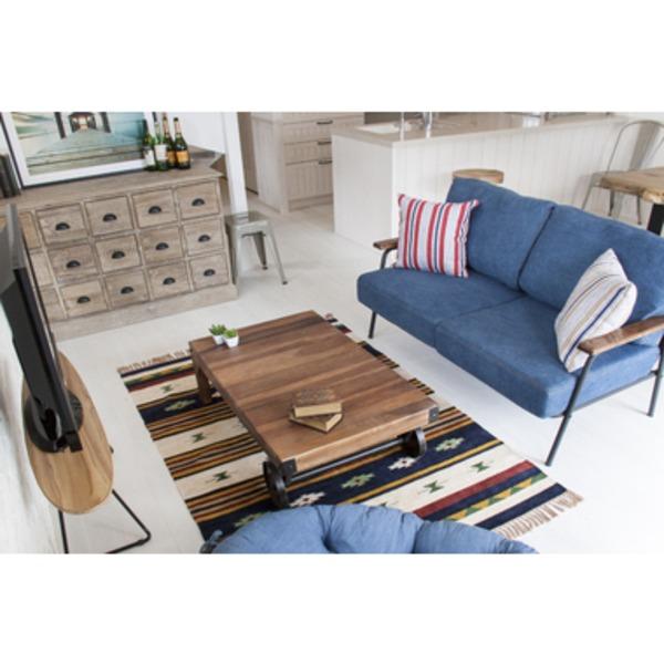 【新品訳あり】 ソファー 幅151cm 2人掛け 肘付き スチール脚 ファブリック サージ リビング ダイニング プレゼント〔代引不可〕(代引不可) 【IQY7768955344】(27702円)