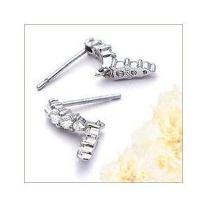 揺れるダイヤモンドピアス【完全無色透明Fカラー】pt900 0.4ct ライン