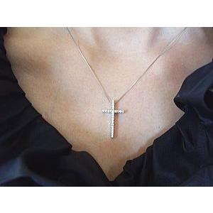 ペンダントネックレス pt900 0.3ct ダイヤモンド クロスペンダント