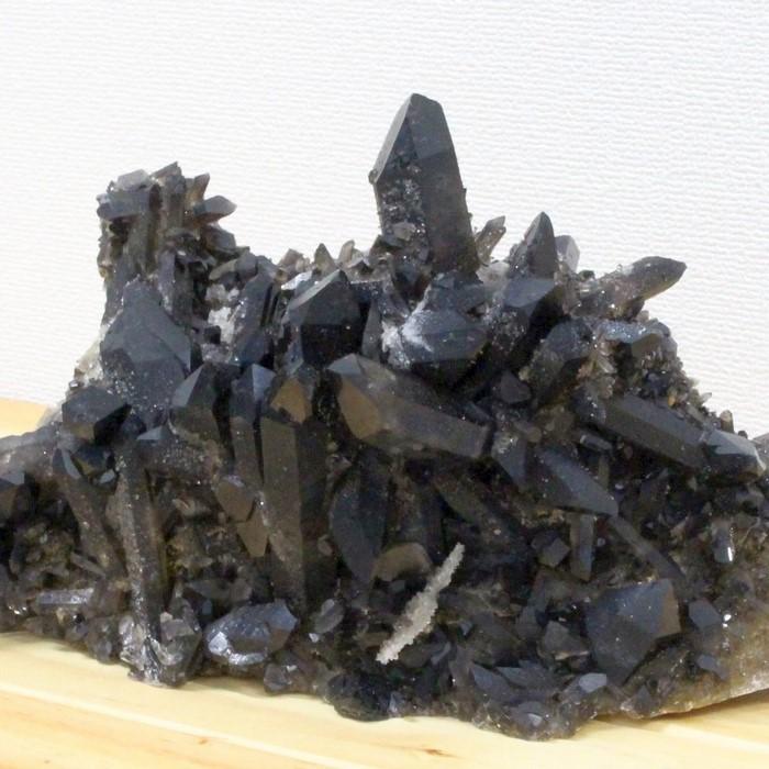 モリオン クラスター 原石 石 置物 鉱物 Point 柱 ポイント 黒水晶 魔