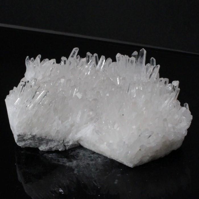 観賞用水晶クラスターの原石 水晶 クラスター 【レア 1点物】 原石 石 鉱石 ラフ 水晶クラスター