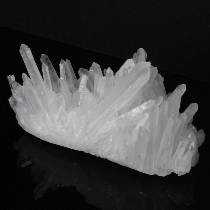 天然水晶 クラスター 圧倒的存在感♡ 天然水晶 群晶 クラスター 原石｜存在