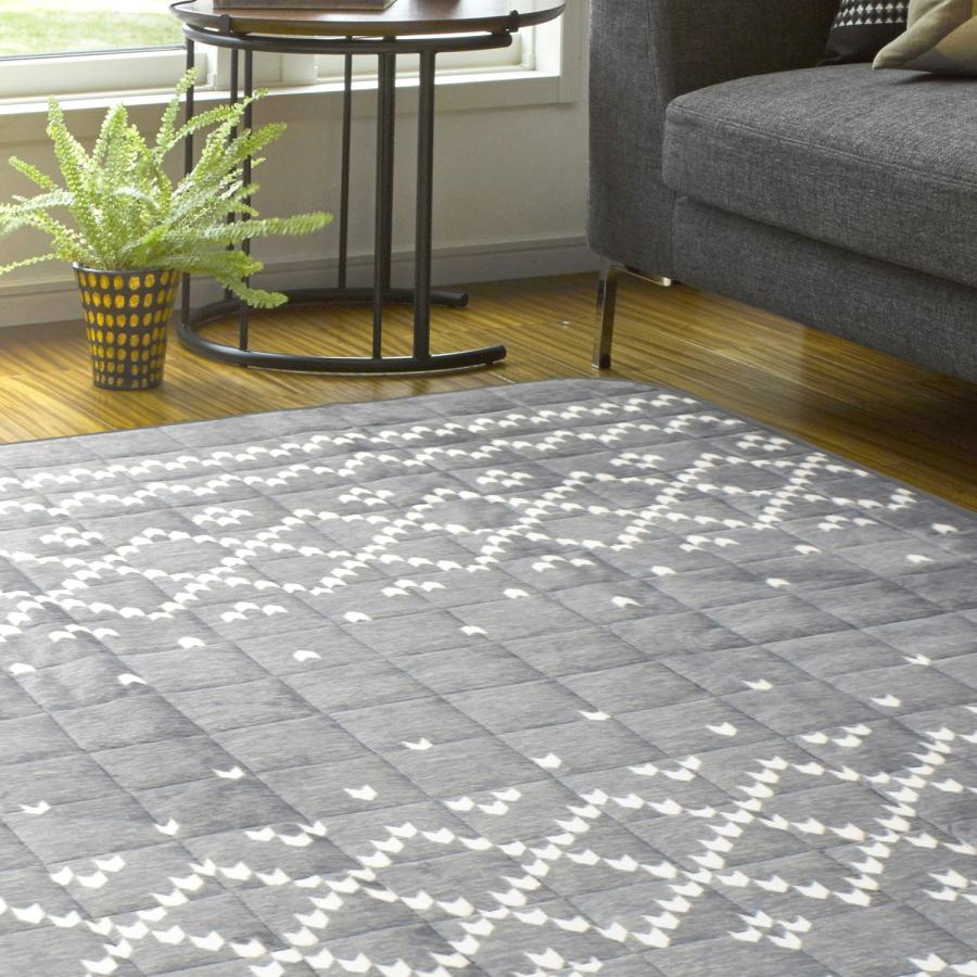 家具 カーペット/マット/ラグ ラグ カーペット 洗える 2畳 180×180 おしゃれ 蓄熱 キルト ラグマット