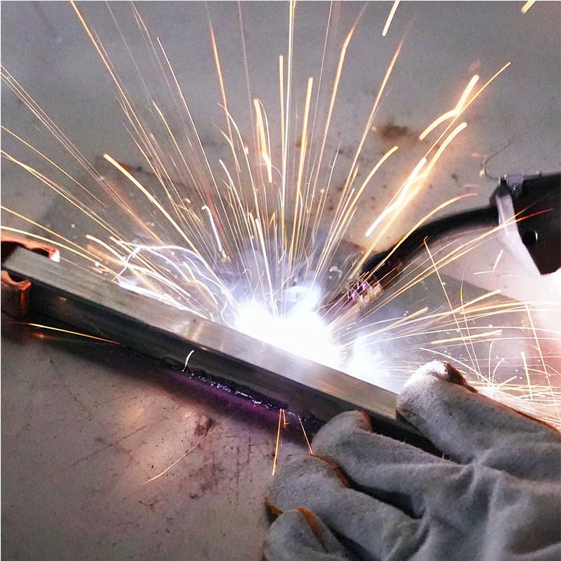 FIGHTAGON 溶接機 半自動溶接機 LED表示 最大出力140A 1台3役 FIGHTAGON 溶接機 半自動溶接機 LED表示 最大出力140A 1台3役