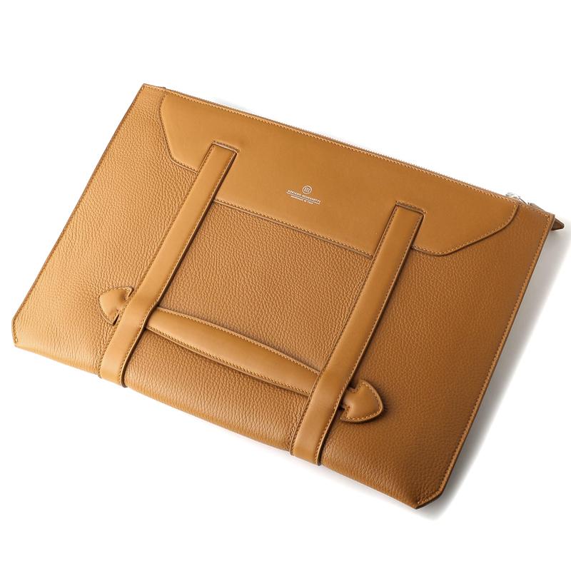 新品 ADRIANO MENEGHETTI レザーベルトハンドル付クラッチバッグ ADRIANO MENEGHETTI / アドリアーノ メネゲッティグレインレザーベルト