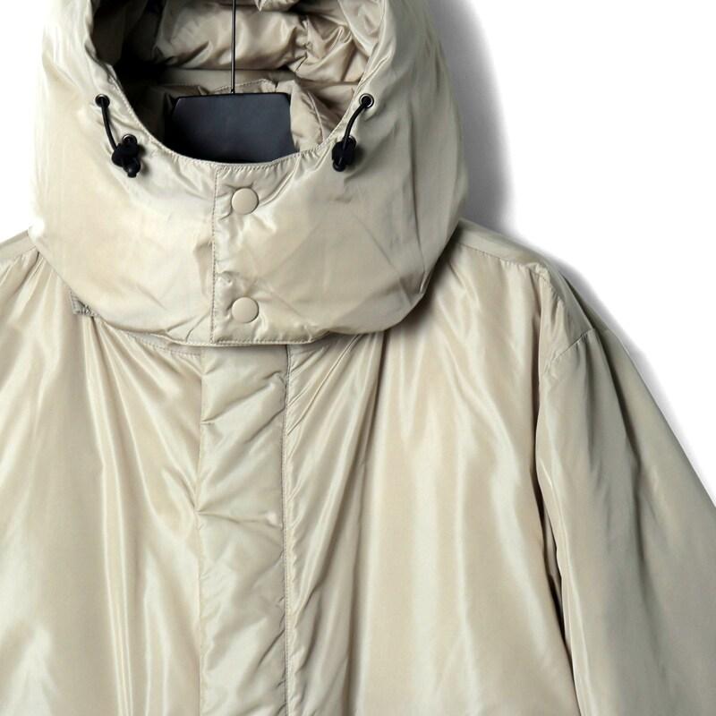 【新品タグ付】ASPESI アスペジ ナイロンジャケット イタリア製 レディース ASPESI（アスペジ） 撥水高密度シャイニーナイロン比翼仕立て